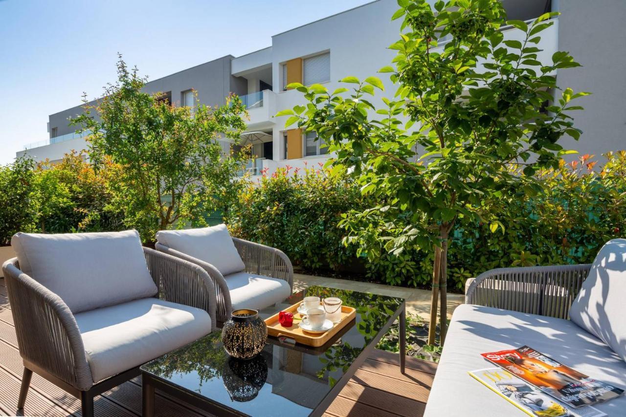 Dedaj Resort - Villa Tina Zara Esterno foto